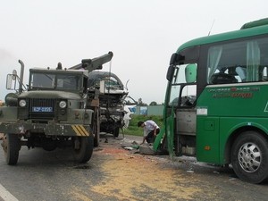 Road accidents during the first seven days of the Tet holiday killed nearly 300 people and injured 400 people. (Filed photo) Road accidents during the first seven days of the Tet holiday killed nearly 300 people and injured 400 people. (Filed photo)